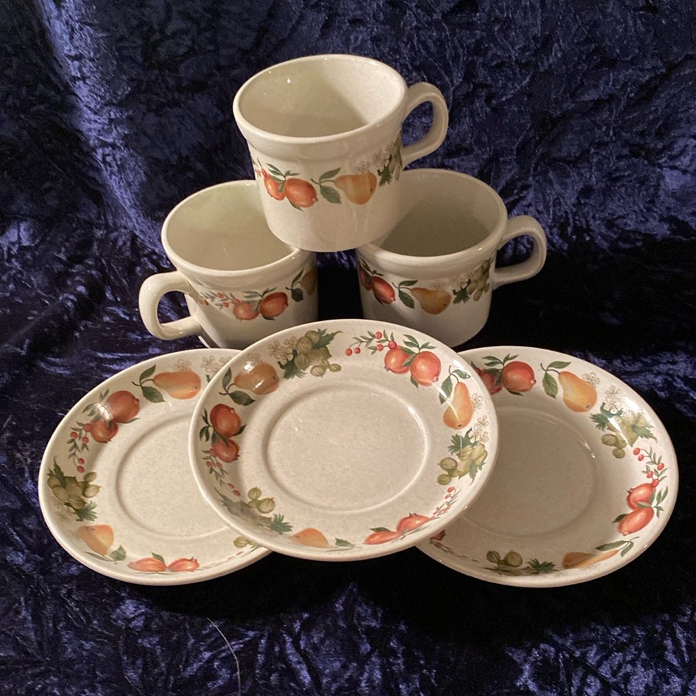 Vintage Wedgewood Quince Set of 3 Cup & Saucer Sets